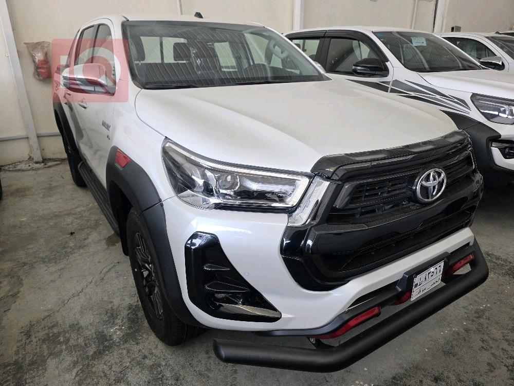 تويوتا هايلوكس